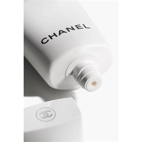 chanel blanch|chanel le blanc face wash.